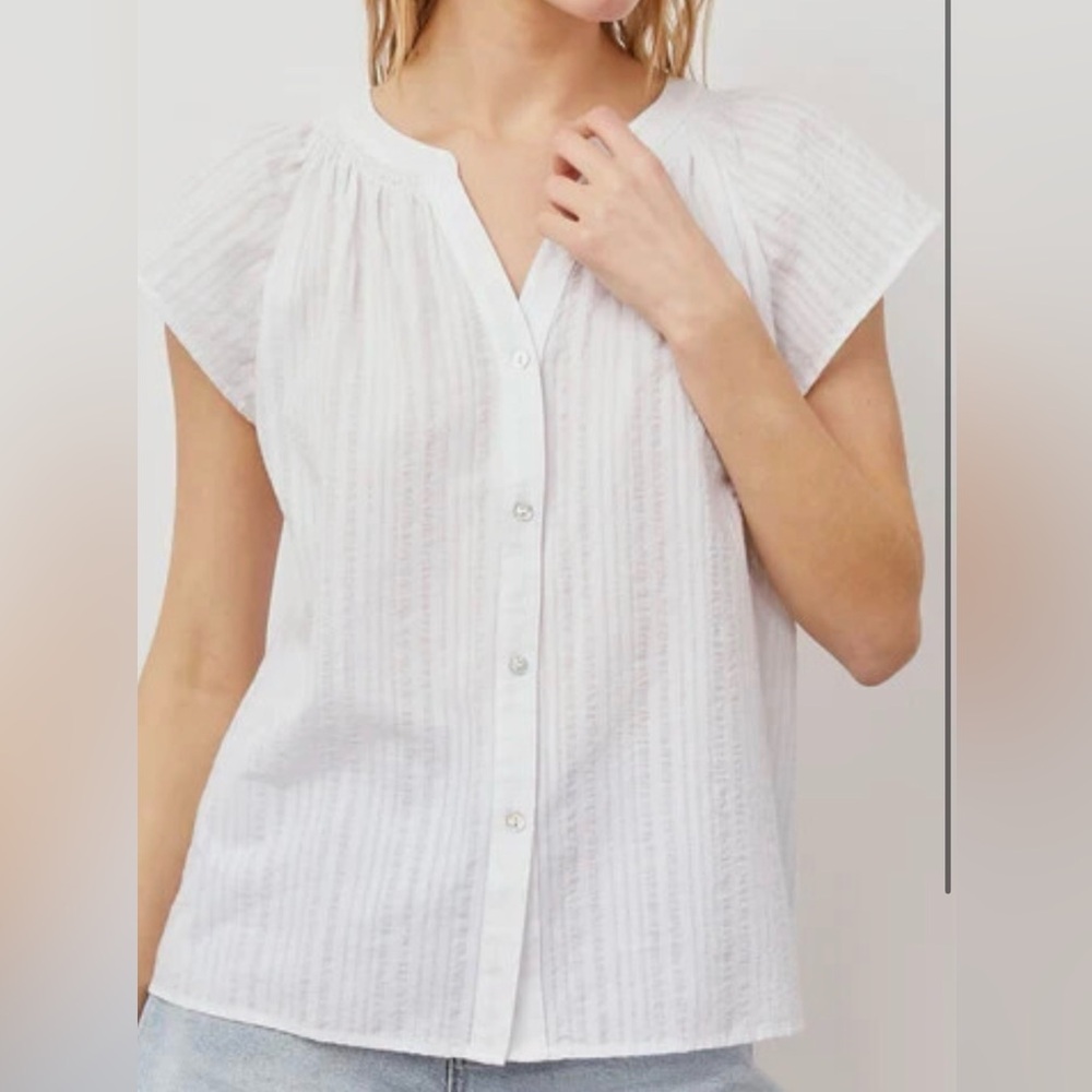 Rails Alena White Textured Button-Up Blouse Size Medium